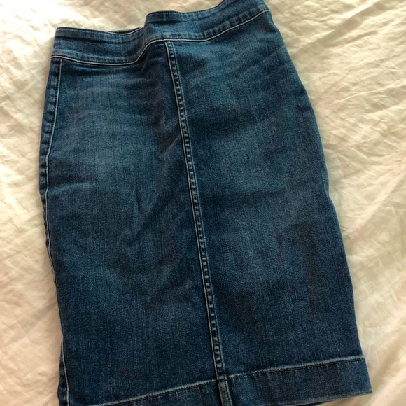 Skirt - Picture 1 of 1